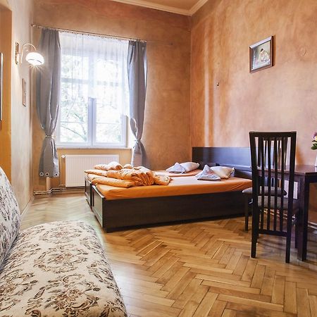Momotown Privates Bed & Breakfast Krakow Luaran gambar