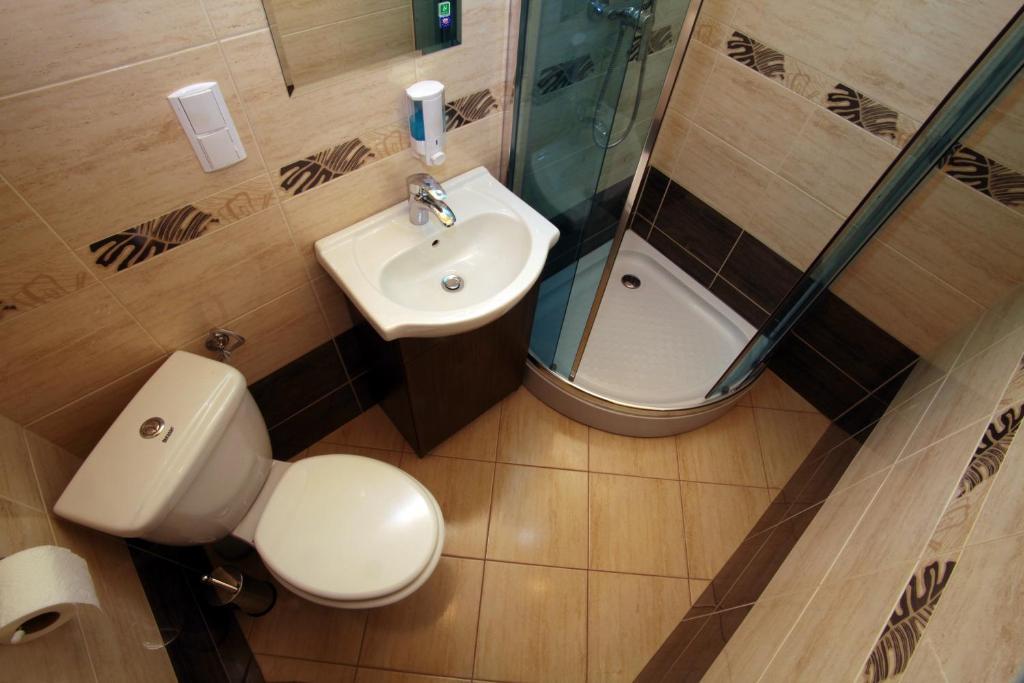 Momotown Privates Bed & Breakfast Krakow Bilik gambar