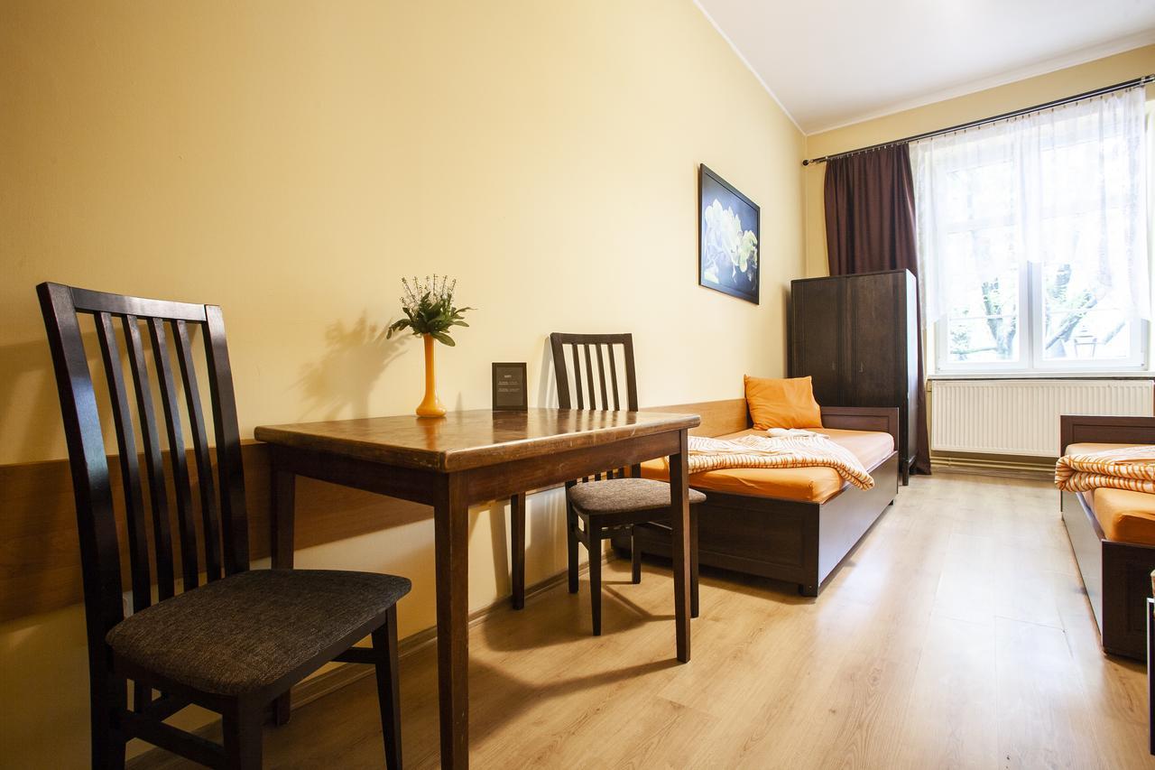 Momotown Privates Bed & Breakfast Krakow Luaran gambar