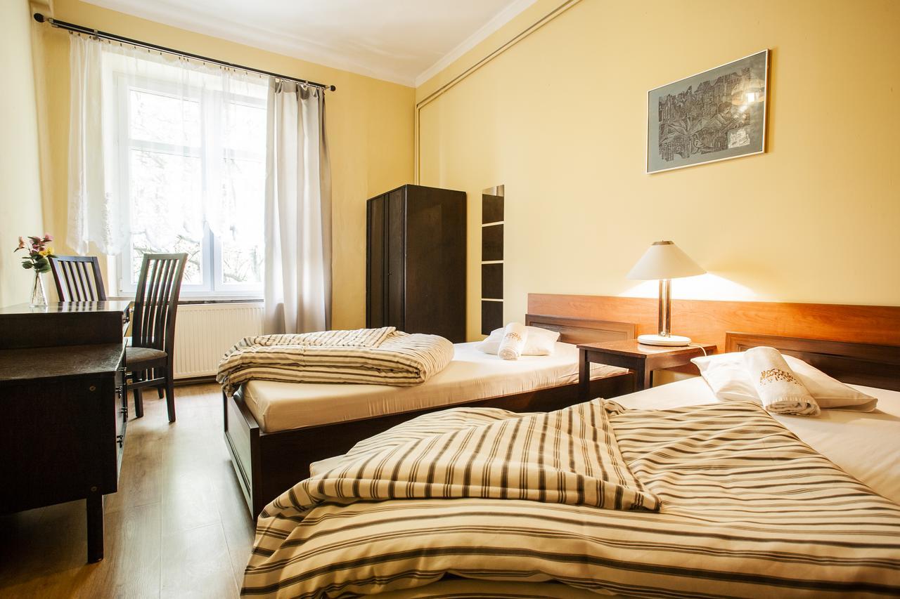 Momotown Privates Bed & Breakfast Krakow Luaran gambar